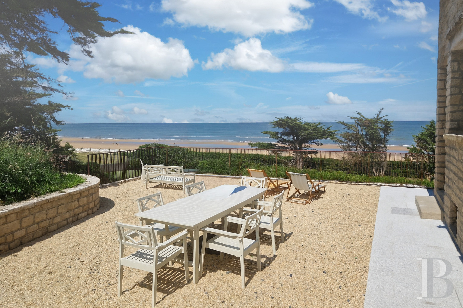 A villa overlooking Omaha Beach in Vierville-sur-Mer, in Calvados - photo  n°4